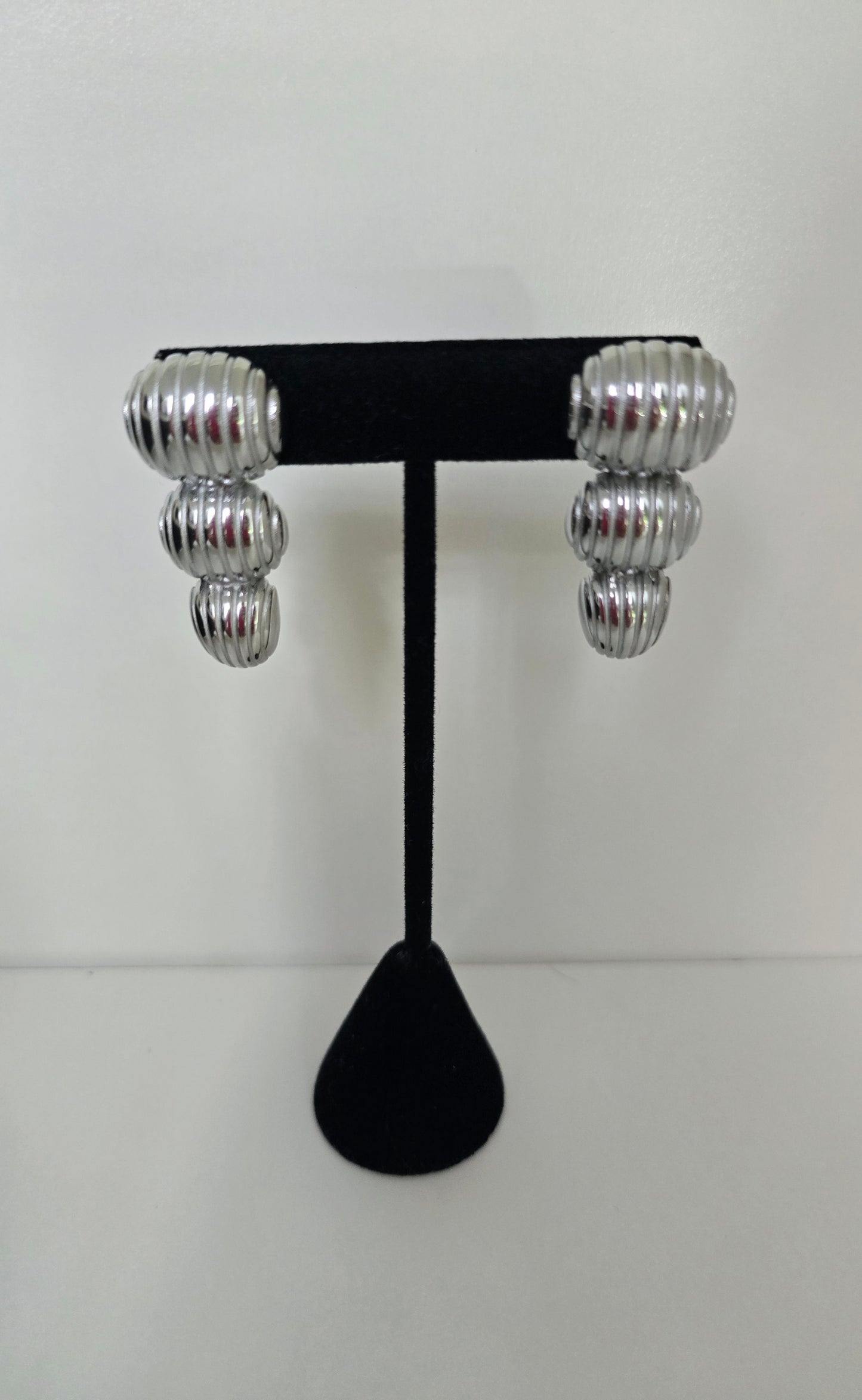 Mio Stud Earrings