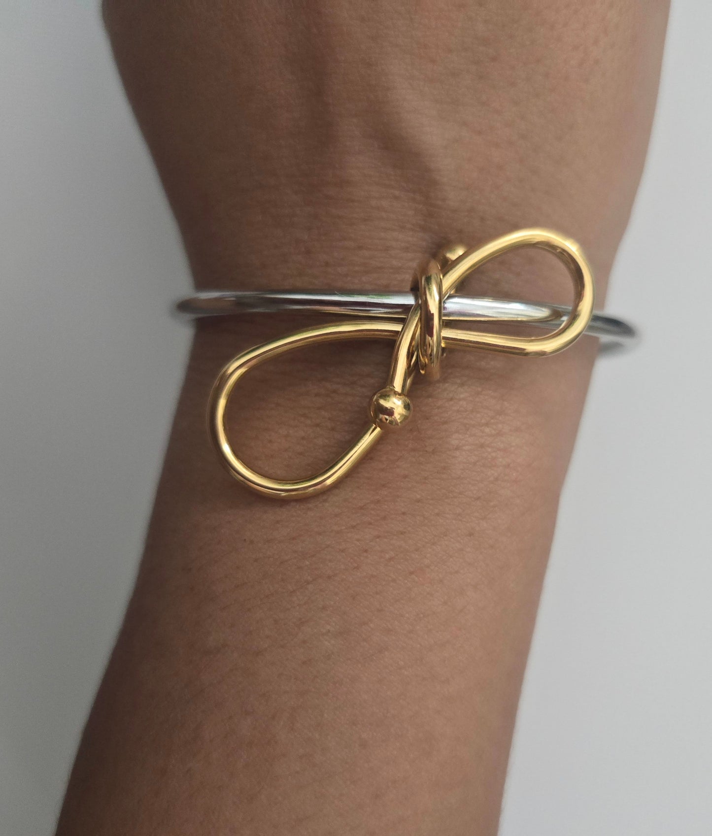 Tiara Bangle