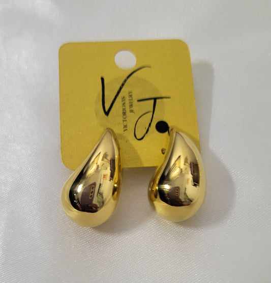 Vicky Gold Earrings