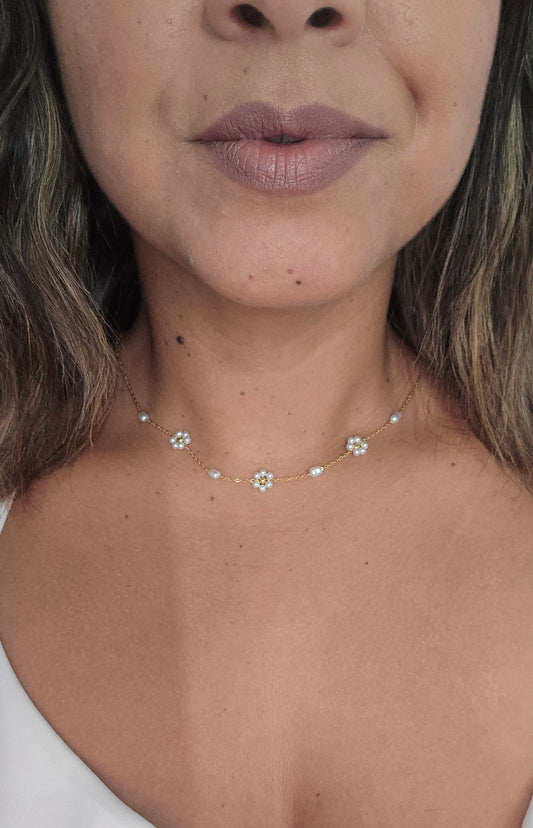 Flor de perla Necklace